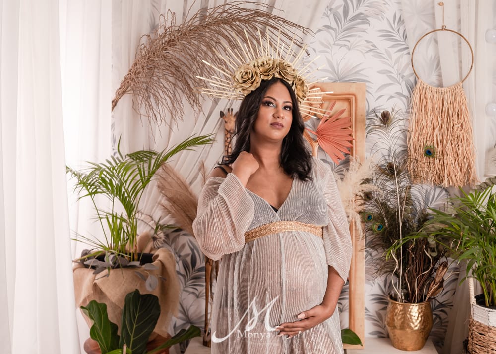 MpLizza's tweet photo. @5FM @HonorAfrica Pregnant Glam Photoshoot ✨️ 
#ShareYourVibe 
@5FM @HonorAfrica https://t.co/08kXQ384Tl