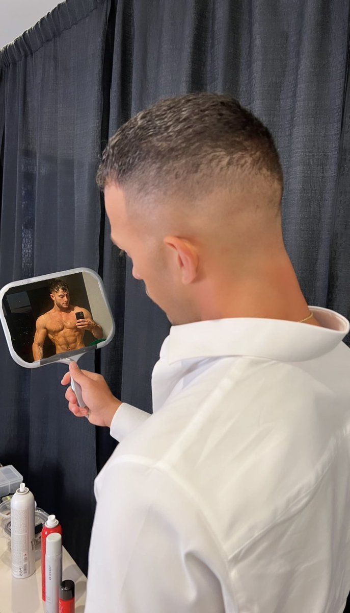 MJFsScarf's tweet photo. I'm invested with Ricky Starks now.
I wouldn't mind seeing him be the one who defeats MJF for the belt next year.
Yes MJF will have the belt till next year!
#strokedaddy #mjf #aew https://t.co/mpHPjouh16