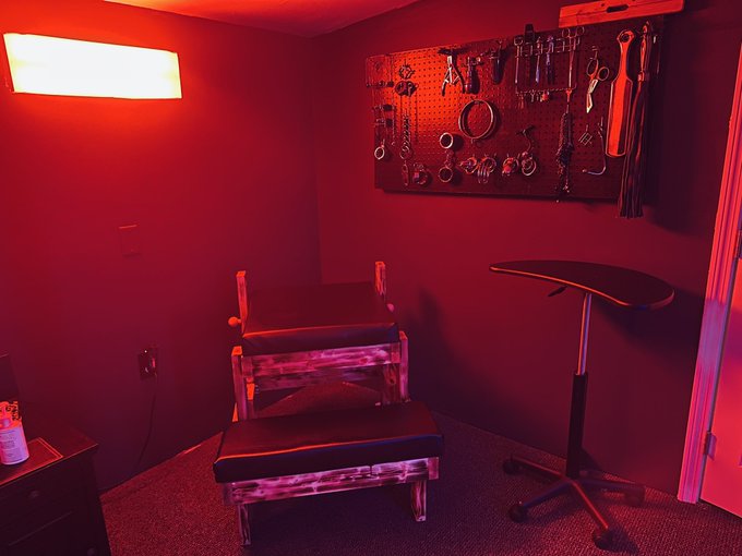 Some dungeon pics ❤️ https://t.co/gHNfSOEavt<a href="/tag/clip"class="tags"><span>#clip</span></a>