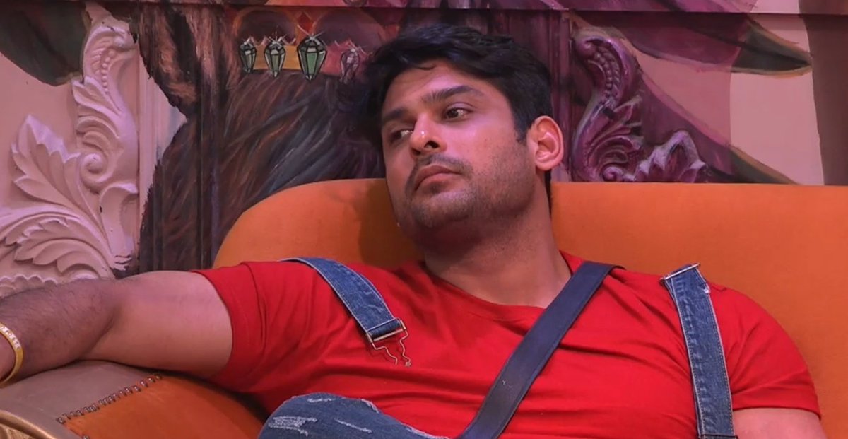 TheHottestDevil's tweet photo. Ending the EP 12 with these cute red bunnies 😍❤️

#BB13RewatchParty #SidNaaz #SidharthShukla #ShehnaazGill https://t.co/u3hCuI6UDl