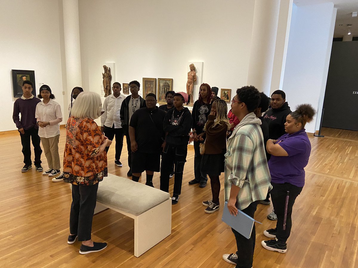 D.M. Therrell HS Art Teacher tweet media
