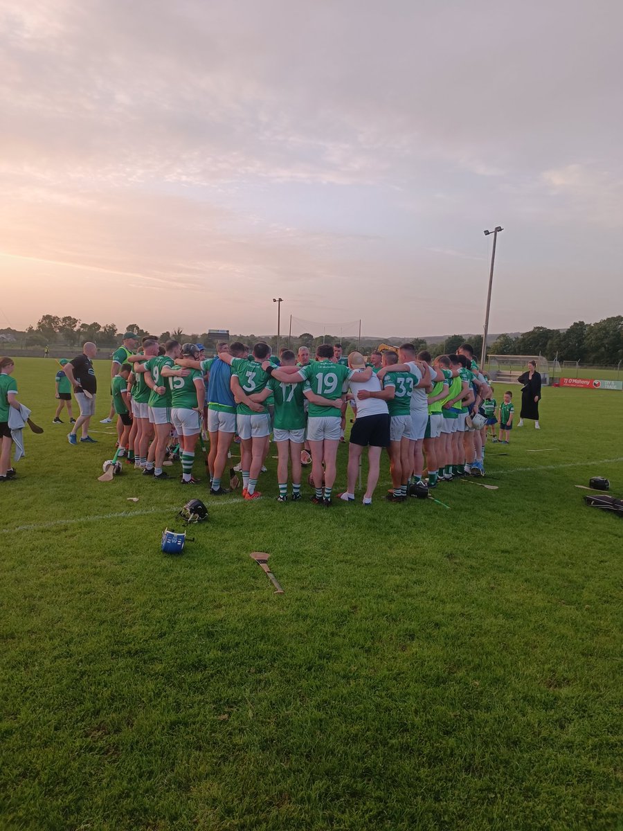 Four wins from four and Kilmallock are through to the semi-final with a game to spare. Superb evening of entertainment here in @CappamoreGaa @KilmallockGAA