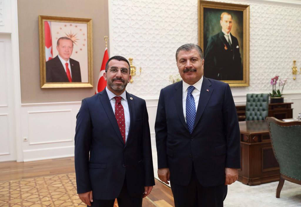 Ademcalkin's tweet photo. 126 HEKİM KARS’IMIZA HAYIRLI OLSUN

112.  Devlet Hizmeti Yükümlülüğü - DHY - sonuçları açıklandı. Buna göre 108 pratisyen 18 uzman toplamda 126 hekim Kars’ımıza atandı. Bunun yanında Kars’ımıza ilk kez “Çocuk Nörolojisi Uzmanı” kadrosu açıldı.

Kars’ımızda hemşherilerimizin daha iyi sağlık hizmetlerinden yararlanması, branşında daha uzman doktorların şehrimizde görev yapması, sağlık koşullarından daha çok istifade etmesi için hükümet olarak çalışmalarımız devam etmektedir.

Sağlık Bakanımız Sayın @drfahrettinkoca’ya Kars’ımıza yapılan, hekim atamaları dolayısıyla teşekkür ediyorum.
Yeni DHY sonuçlarının Karslı hemşehrilerimiz için hayırlı olmasını diliyorum.