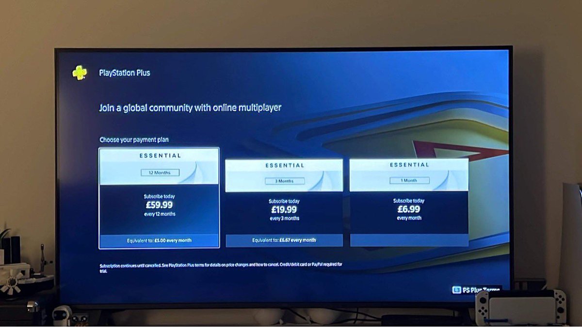 Rezikna's tweet image. Well there goes my evenings playing Starfighter Assault… cheers @PlayStationUK 👍🏻 Not paying extra to play the one game I play anyway