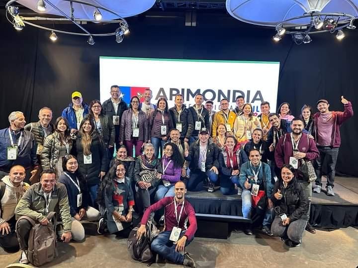 Representación colombiana en el Congreso Mundial <a href="/Apimondia_Chile/">Apimondia Chile 2023</a> 2023.