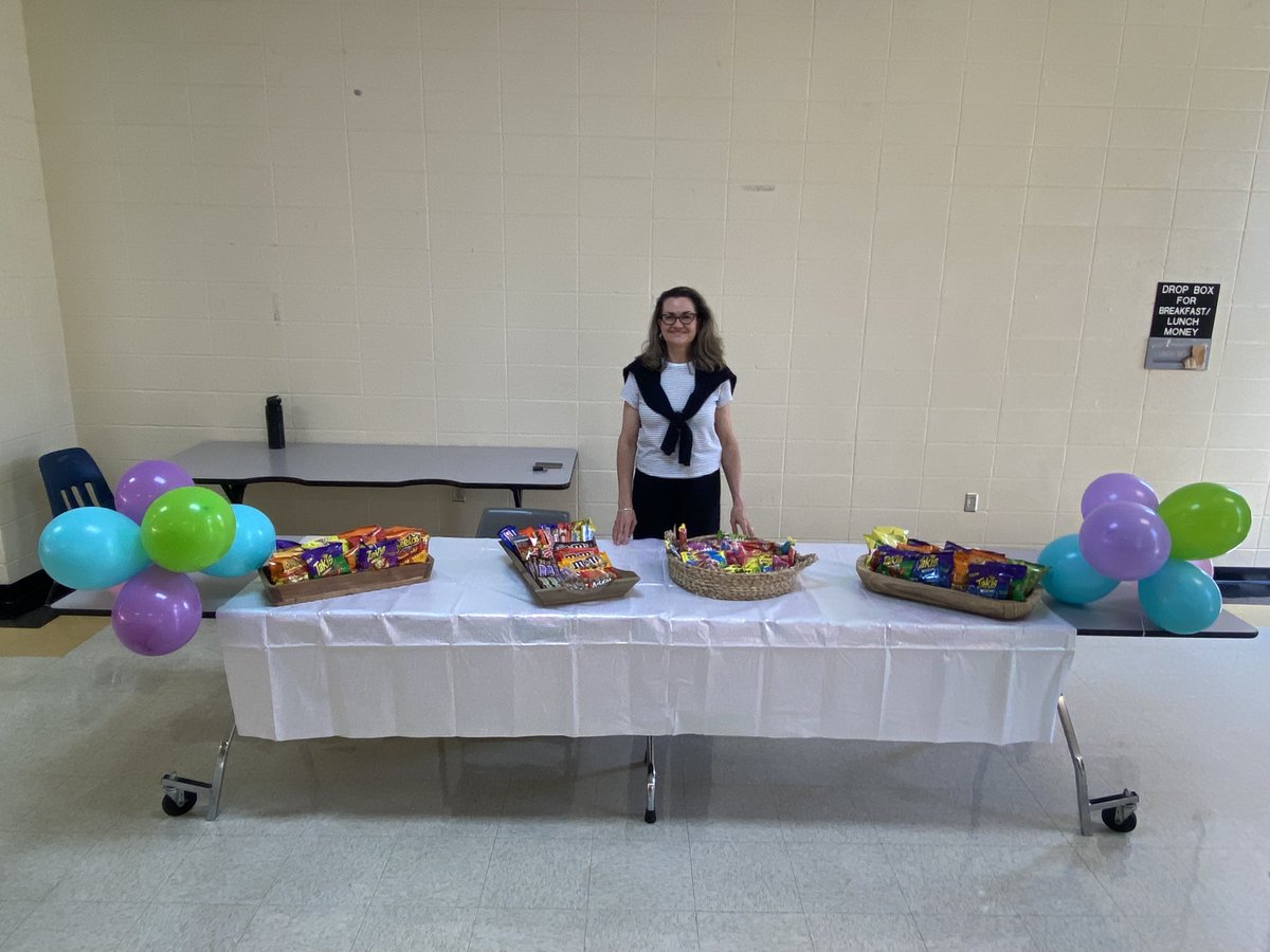 Happy Birthday, Jackets! Each month AJHS PTO and our SafeSpace Project partner to celebrate student and staff birthdays! Last week, parent and long-time volunteer Lisa Long provided delicious stacks to celebrate birthdays from June, July and August! Thank you!

#JacketFamily