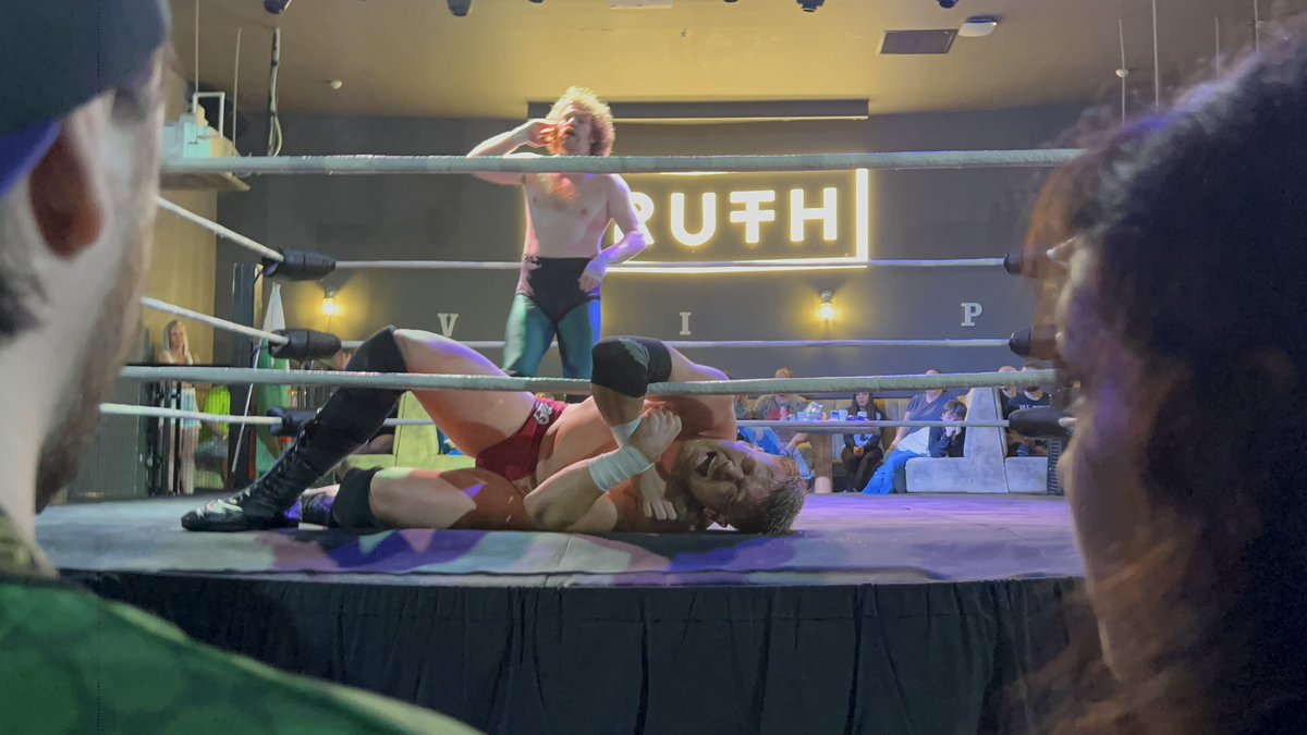Wee_Westie29's tweet photo. Match 3 : @jamesellispw VS @TheFrankGallo in a *Methil Station Memorial Match *
#FPWATruthOrDare #FPWA @FPWAsylum https://t.co/XybhwDQBma