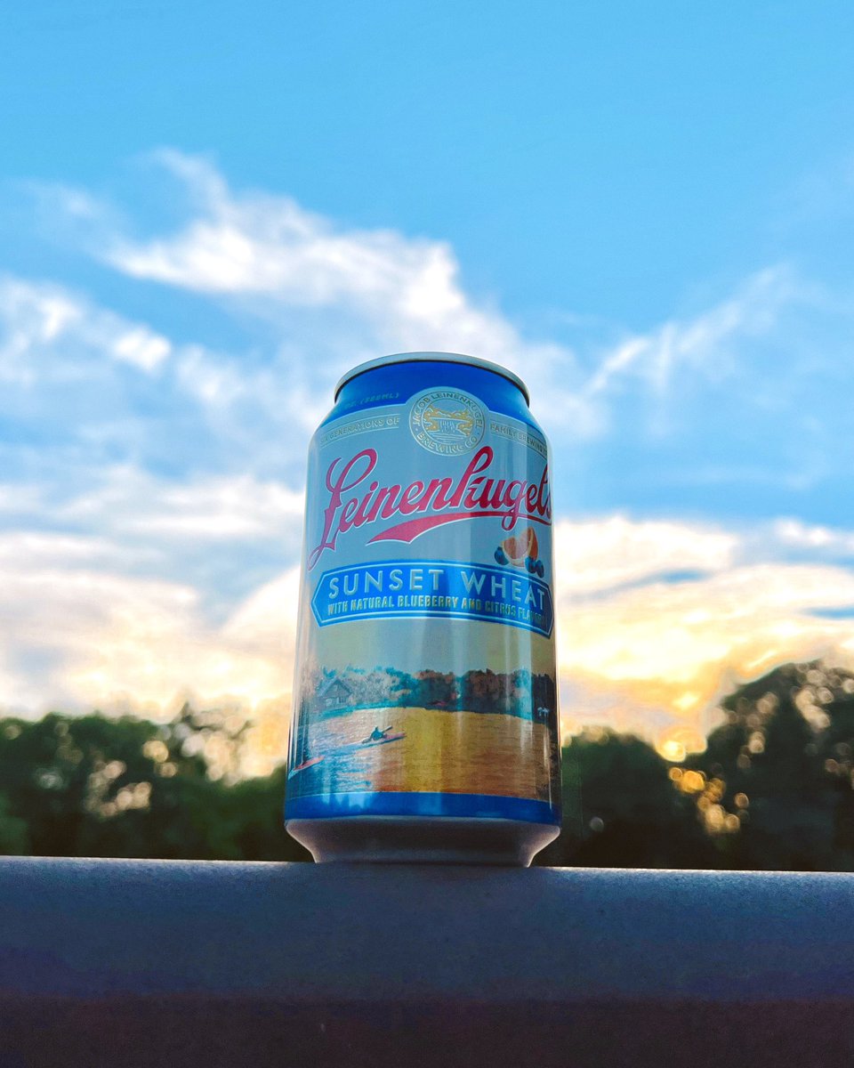 leinie_lodge's tweet photo. Oh, we know you missed it. Sunset Wheat is back πΊ
Now on tap at the Leinie Lodge just in time for #BeerLoversDay π«Ά Find #SunsetWheat near you for a limited time at https://t.co/PbT3m5UYHX https://t.co/od11irRQsZ