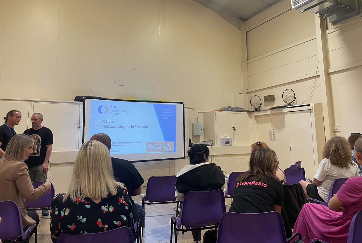 Marisa_Bruce2's tweet photo. Celebrating a successful year of the peer naloxone roll out across Fife today. Well done to all involved! @WeAreWithYou  @SDFnews https://t.co/ksmEsTKORW