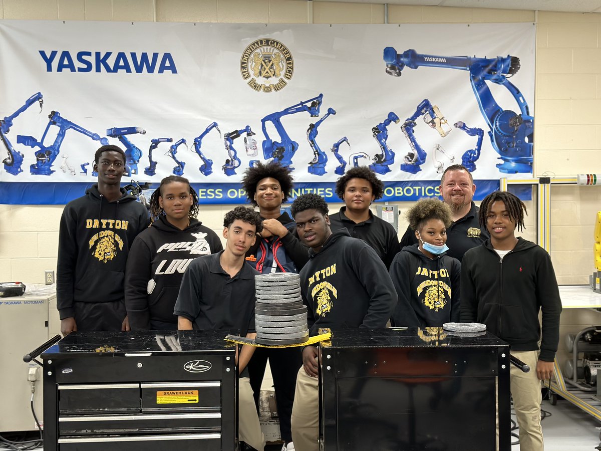 Have you ever built a weight-bearing bridge out of popsicle sticks & glue? Students in the Robotics Engineering Pathway at Meadowdale did! Students tested how much the bridges could hold by adding more weight. The seniors had the winning bridge. It held 100 pounds & never broke!