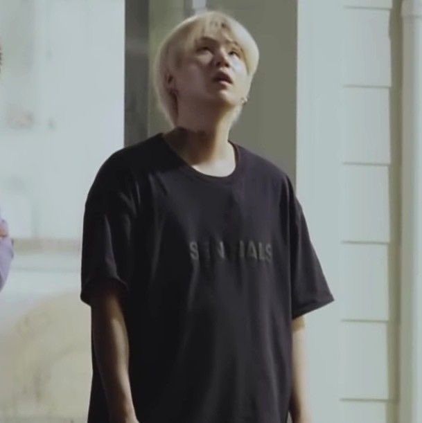 agustdxvi's tweet photo. وحشني ابو العيال مرة 💔
I vote #SUGA from #BTS for #TOP100KPOPRAPPER https://t.co/O9522KzNtX
