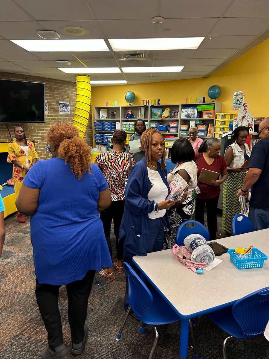 Minor Elementary School tweet media