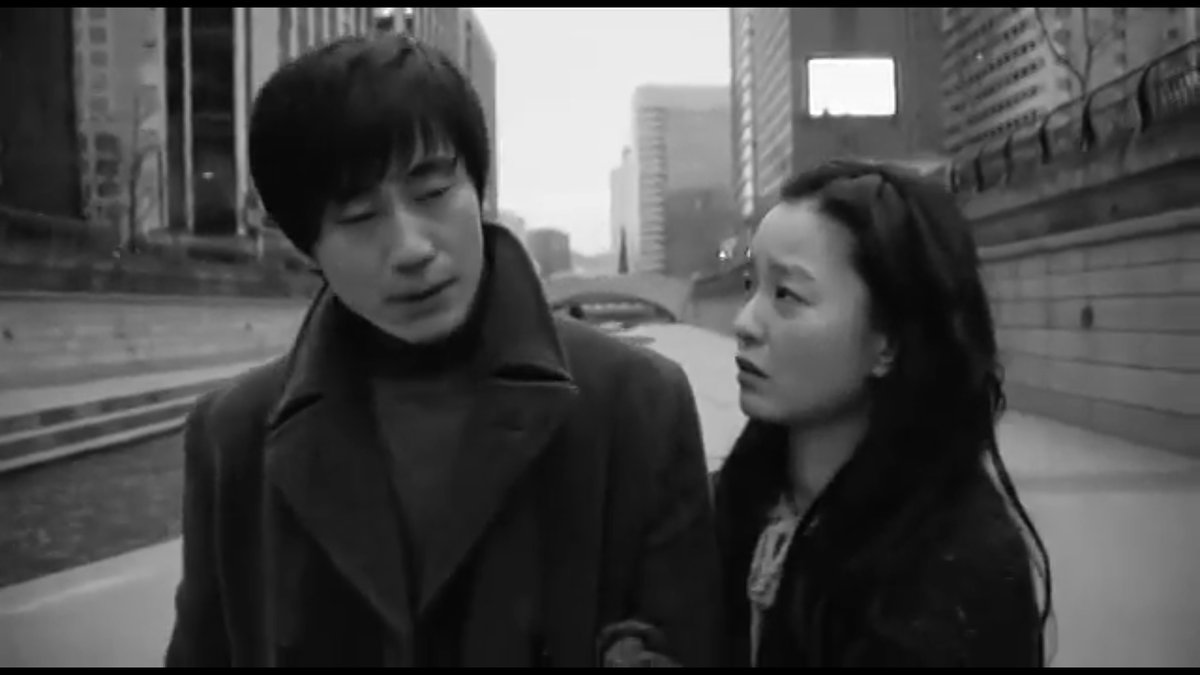 pepguhly's tweet photo. Cafe Noir '‘카페 느와르’' (2009) dir. Jung Sung-il
DP: Kim Jun-young 🎥
#35mm #SEOULtember #JungYuMi #SliceOfLife #Cinematography #Korea 🇰🇷 https://t.co/dIliFPufcS