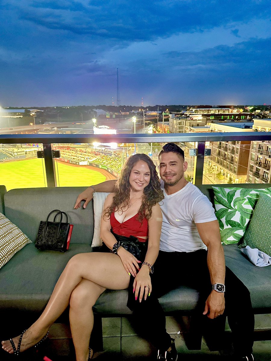 R0gerMortisTV's tweet photo. Let me introduce you all to the Queen behind the scenes 👑 ❤️ 

I wouldn’t be the man I am today if it wasn’t for a partner that pushed me to become the best version of myself 💪🏼

Find a partner that wants you to WIN and you will find yourself at the TOP with them right next to you 🤜🏼🤛🏼

@yourfriend_mo #CoupleGoals #winning #redbottoms