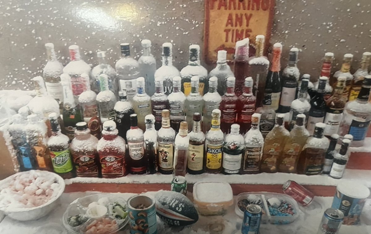 BearsTailgating's tweet photo. It does not matter if it is 3 degrees or 103 degrees… we will be the first ones in the parking lot… serving up drinks and making those coals hot! https://t.co/shacn0NTAy