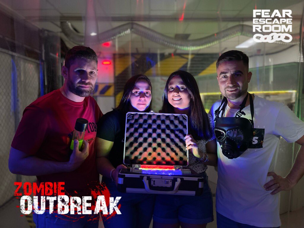 FearEscapeRoom's tweet image. ¡Oleiros vence a los zombies en Zombie Outbreak! 🧟‍♂️💥 ¡Os gallegos arrasaron! 🙌 ¡Reserva ya tu aventura en fearescaperoom.com! 🎮🔐 #EscapeRoom #Zombies #Aventura #GallegosValientes