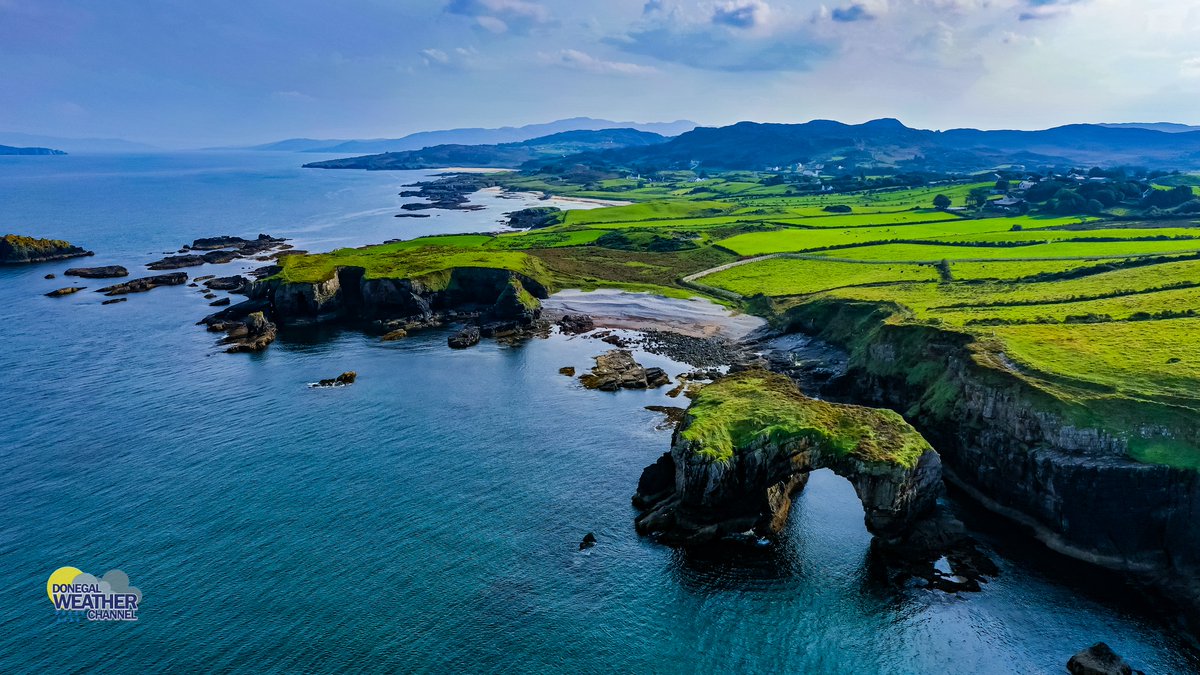 DonegalWeatherC's tweet photo. Great Pollet Sea Arch, Donegal today in the Sunshine
https://t.co/NiDKWn4tSL
#ireland #donegal #seaarch #weather #september #wildatlanicway https://t.co/yn52XuWhhh