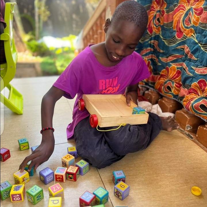 BuddyPatrick11's tweet photo. Welcome to Dinafoundation ahome of special children with special needs #Dinafoundation
#killstigima @mrwamiti @AlexMuhangi @SpiceDianaUg @bhannington  @mckats https://t.co/wE5E5E4YY2