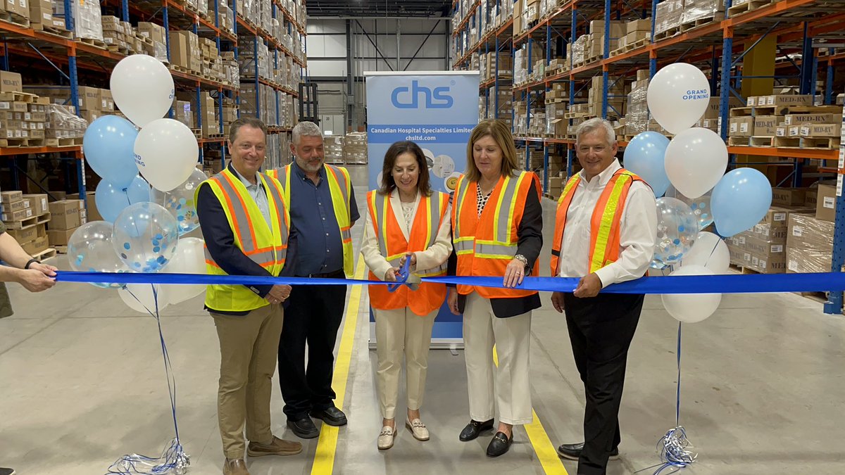 stcrawford2's tweet photo. Happy to join @chsltd_ for their Grand Opening Ribbon Cutting Ceremony today! Celebrating innovation in medical devices and healthcare from their new warehouse in #Burlington. We are proud to have their headquarters located in #Oakville. Here's to many more years of success! https://t.co/RZYlm8D72t