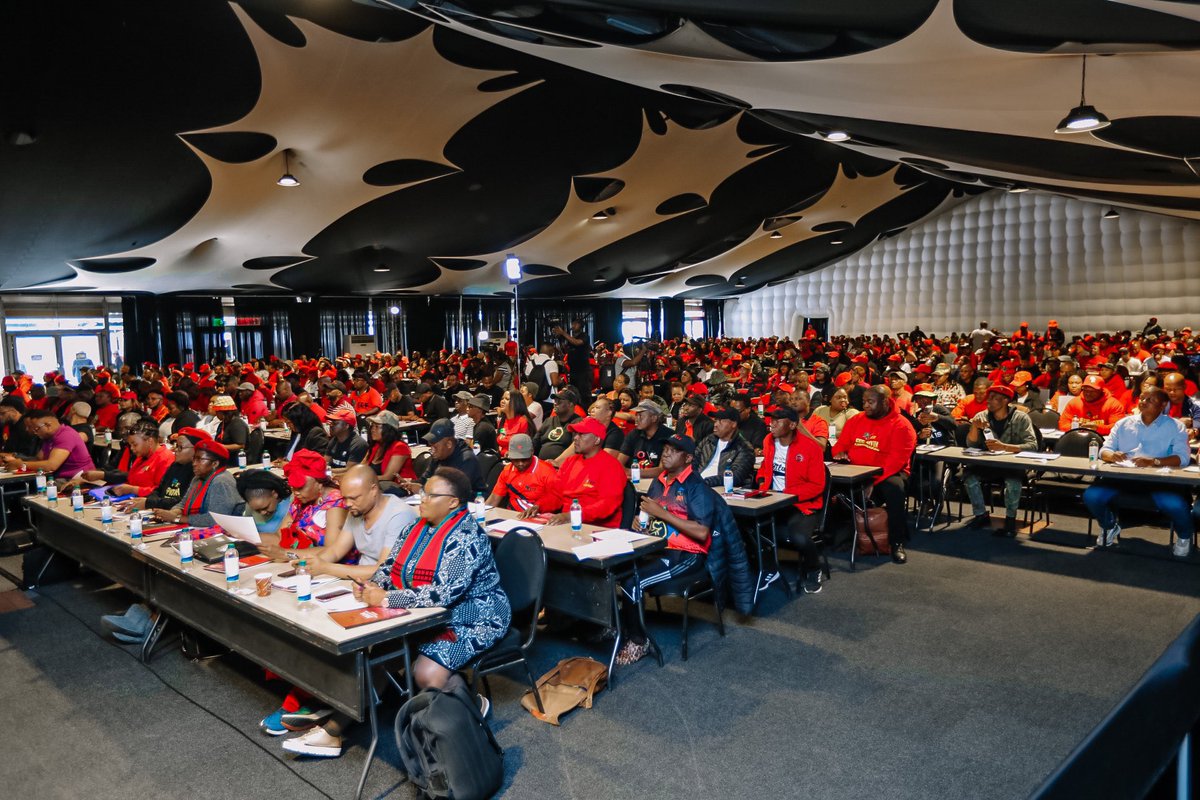 FloydShivambu's tweet photo. The @EFFSouthAfrica Elections Workshop in the City of Ekurhuleni, Gauteng Province. We are consolidating the roadmap towards TOTAL VICTORY! #2024IsOur1994! #VoteEFF! https://t.co/enA11WJwrV