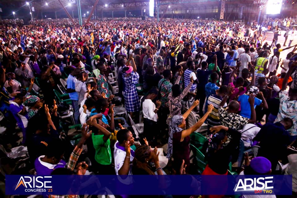 ariseforimpact's tweet photo. The move of God all over the room.

#AriseCongress
#AriseforImpact
#NoYouthNoFuture
#NigerianBaptistConvention https://t.co/g8yUinjEtX