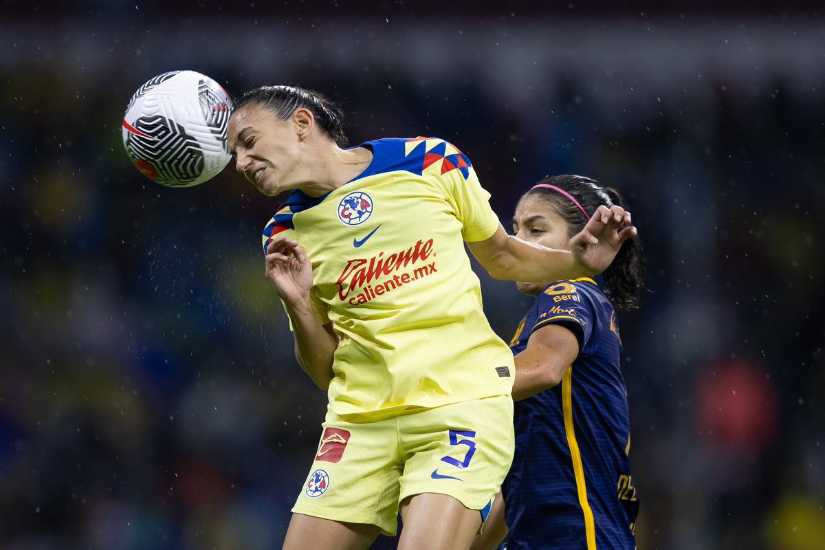 osvaphoto's tweet photo. @AmericaFemenil vs @TigresFemenil J9 #TorneoApertura2023 #LigaBBVAMXFemenil https://t.co/GUYE0FbSCU