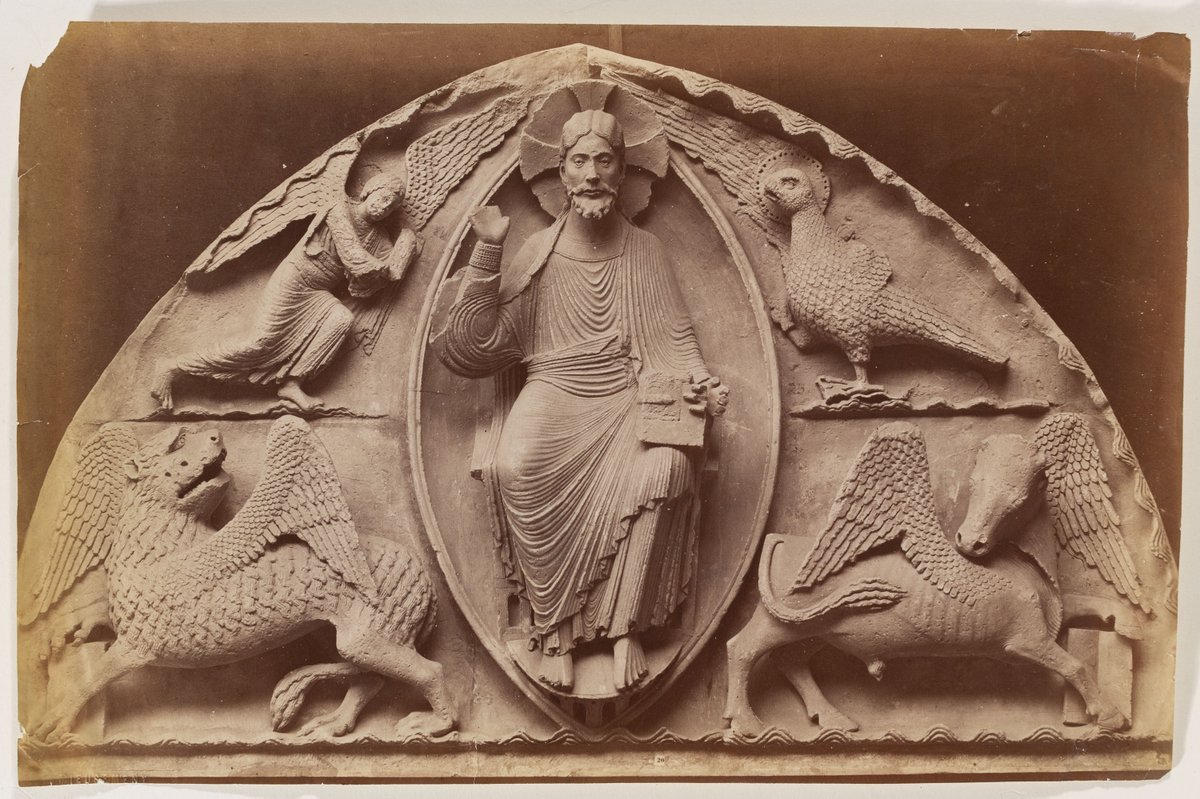 12/14) El simbolisme quaternari del Tetramorf és molt ric, però ara només escau remarcar quatre correspondències simbòliques: L'evangelista St Lluc correspon a: l'element Terra, el signe zodiacal de Taurus, el bou, i la nota musical Mi. Concorda bé, oi?  ⤵️