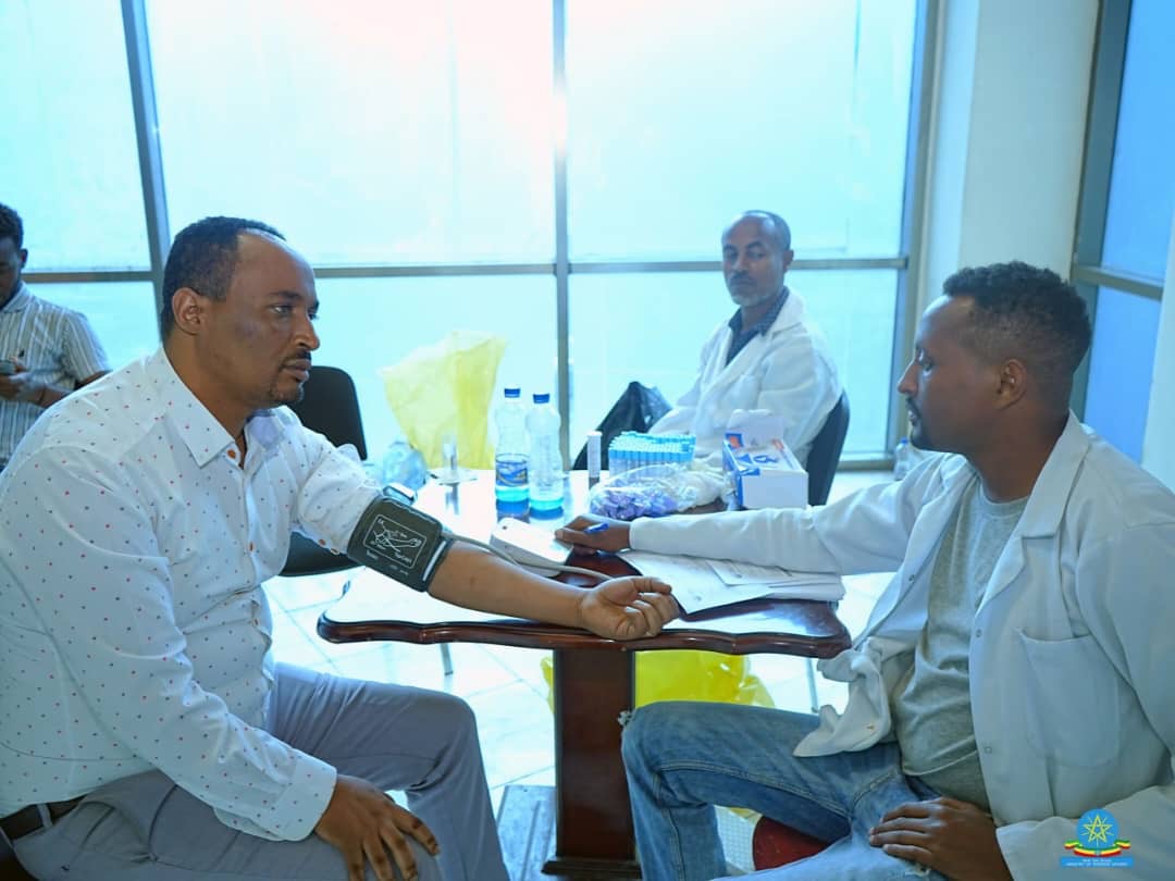 MFAEthiopia's tweet photo. On National Sacrifice Day, the Ministry of Foreign Affairs in collaboration with Kirkos Sub-City Woreda 7 has conducted a blood donation drive today. 

The leadership and employees of the Ministry and the Sub-City Woreda 7 administration have donated blood. https://t.co/mATQgN714M
