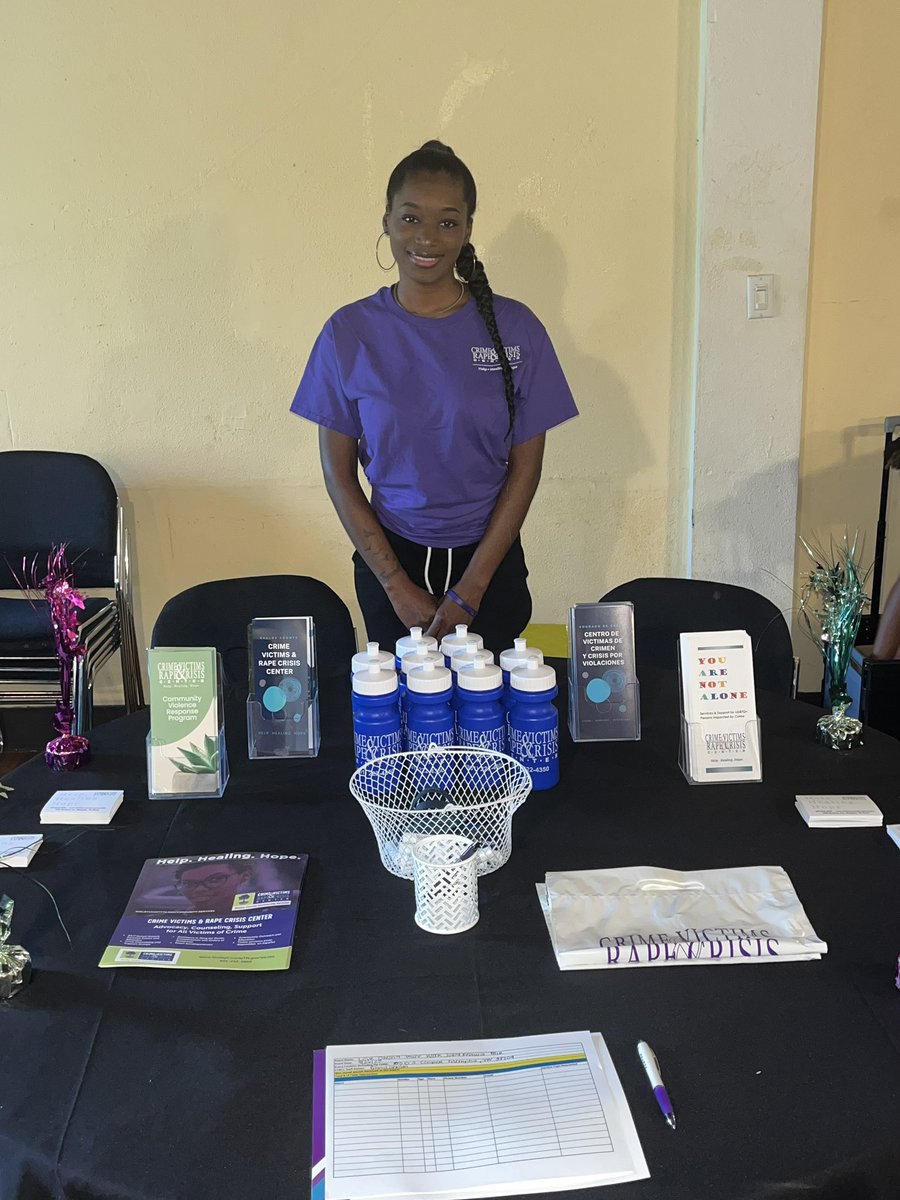 Being new to an agency doesn’t mean you can’t serve! Our Domestic Violence advocate joined our community partners at @lovedoesnthurt901 to share with community members about CVRCC’s holistic and trauma-informed (FREE) services for victims and survivors of crime.