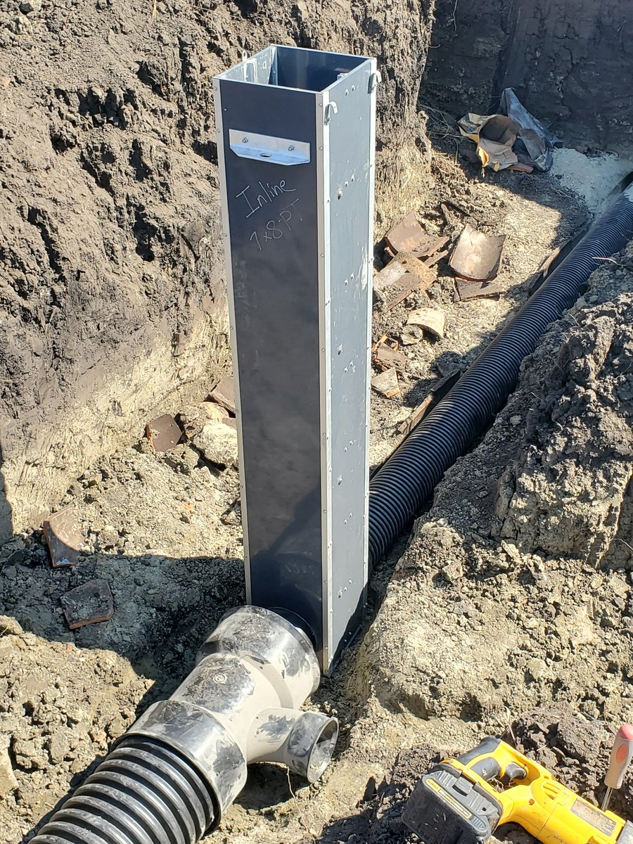BooneRiver's tweet photo. 80 x 20 bioreactor going in up in the Boone River watershed treating 60 acres! https://t.co/s1pJZHk0bx