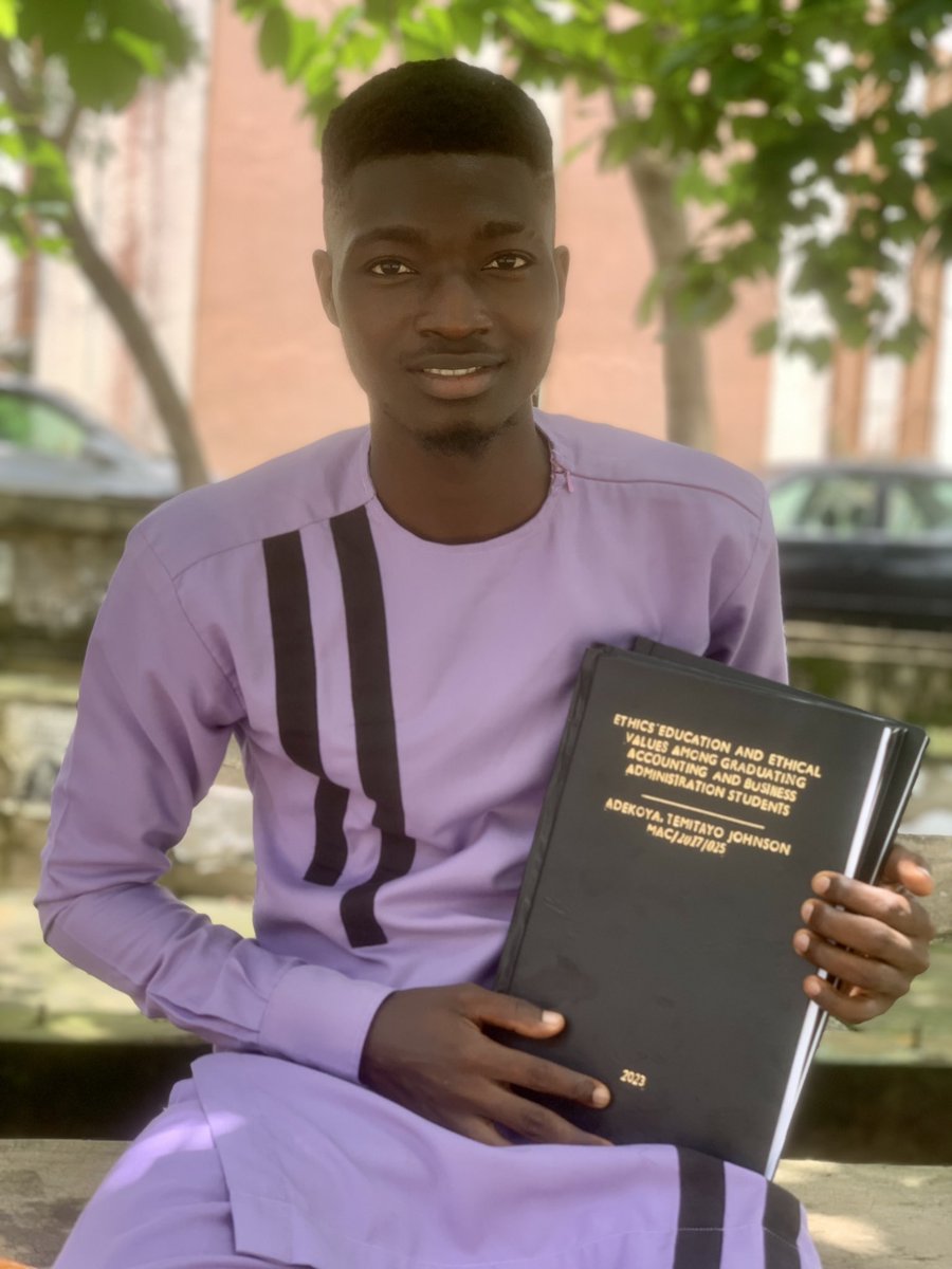 tehmie_'s tweet photo. Thank you great ife
Bsc. Accounting done and dusted .

Big G Eshey 🙏🏾🙏🏾
#OAUTwitter https://t.co/ypJ4Rfux2q