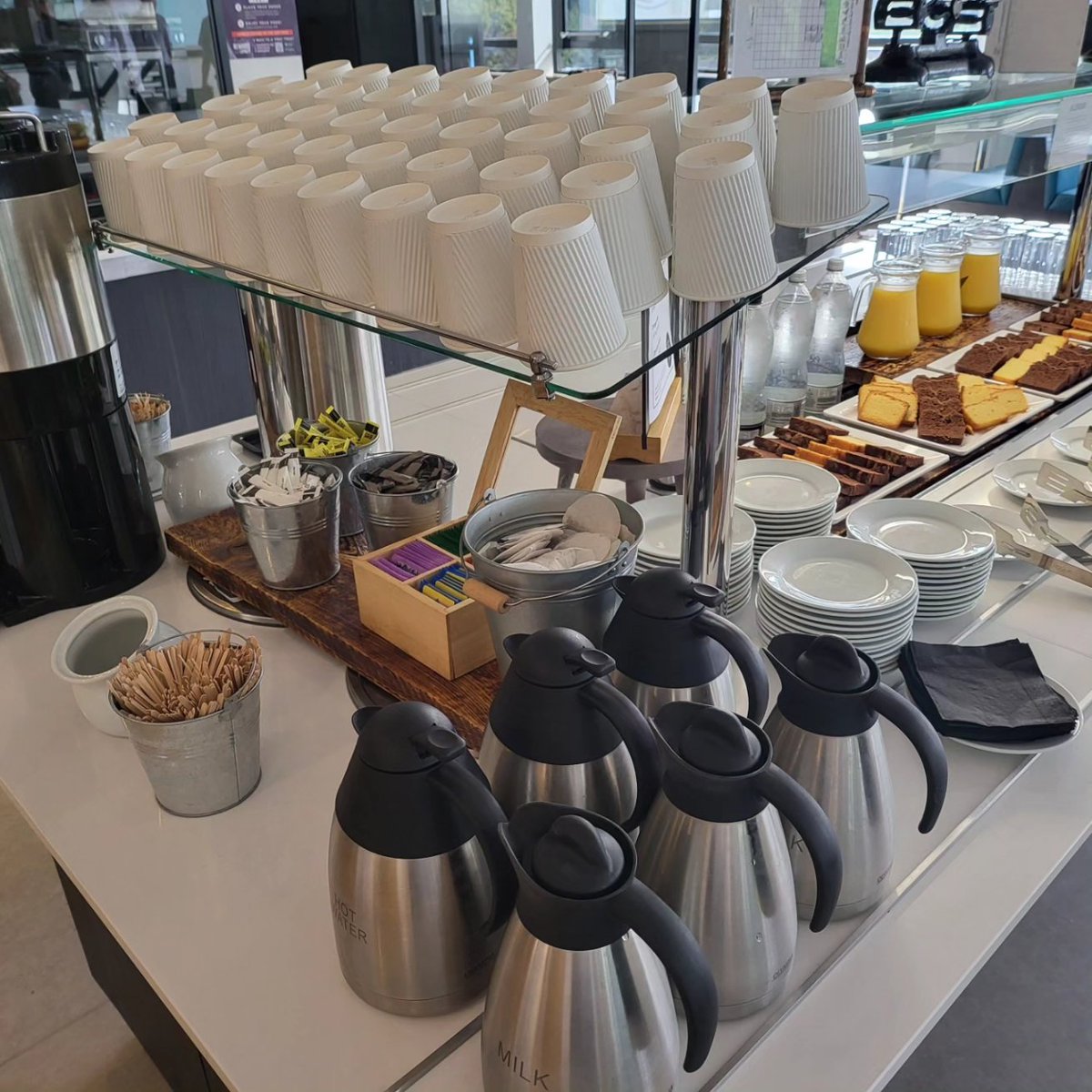 Wharf_Kitchen's tweet photo. And in a jiffy, our salad bar 🥗 is transformed into a chilled juice &amp; cake display 🥮 plus a coffee ☕️ and tea 🍵 station ready for our client senior management team training session coffee break 😉 👍😏
#hospitality 
#obsessedaboutfood 
#partnerwithyourclients 
@baxterstorey https://t.co/lsucZ3senC