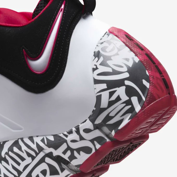 snkr_twitr tweet picture