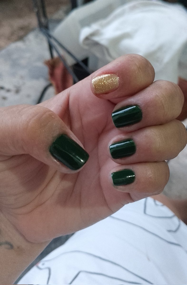 Gaby26v's tweet photo. #uñas perfectas 😌 https://t.co/nX8lWlcao3