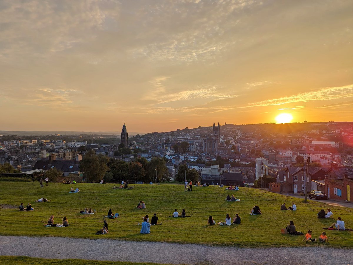 Alanpbarry's tweet photo. Having a real “I love Cork” day today 🥰 https://t.co/lXySmvnPMX