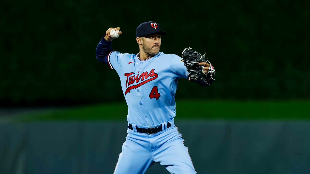 beastModeRocco's tweet image. Please help us get the word out about Carlos Correa’s standing ovation at Target Field TOMORROW! 

Why: To show support for our team’s unnamed captain and the entire 40-man roster into their playoff push 

When: Correa&apos;s first plate appearance 

Please RT 

#MNTwins