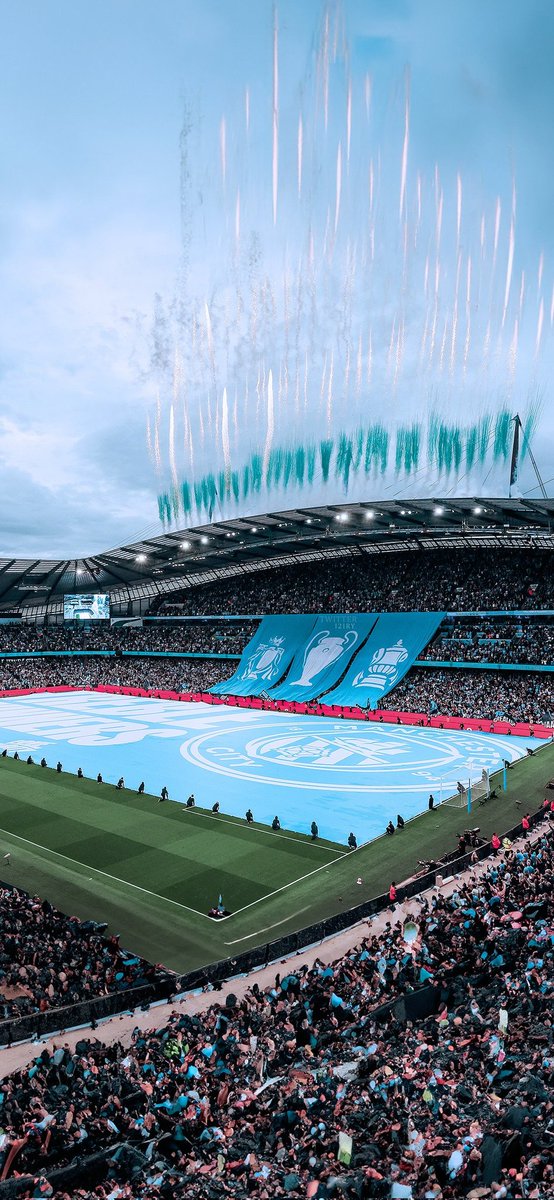 WhyAlwaysMe1894's tweet photo. Thread of man city wallpapers https://t.co/gFjqAk0zSq