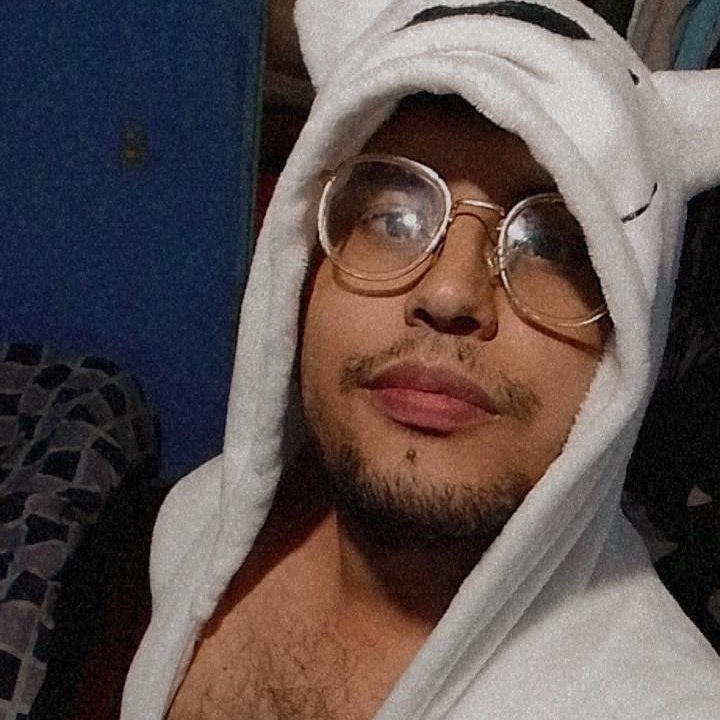 DAYEBUFA1101's tweet photo. #NuevaFotoDePerfil https://t.co/t6c6elTfIc