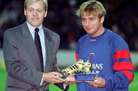 DavidAReid10's tweet photo. @micksa_7 @scotlandscoeff1 Only difference is L'Equipe dropped it...essentially didn't have a sponsor for 5 years. https://t.co/59e2mjFodr