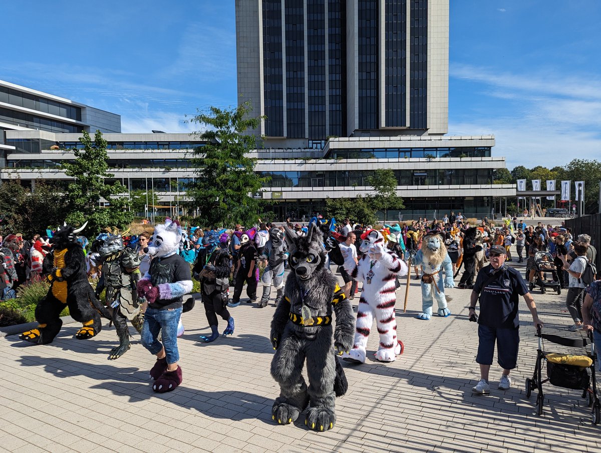 Aaaand here are some pictures I made on Tuesday!
#EF27 #Eurofurence27