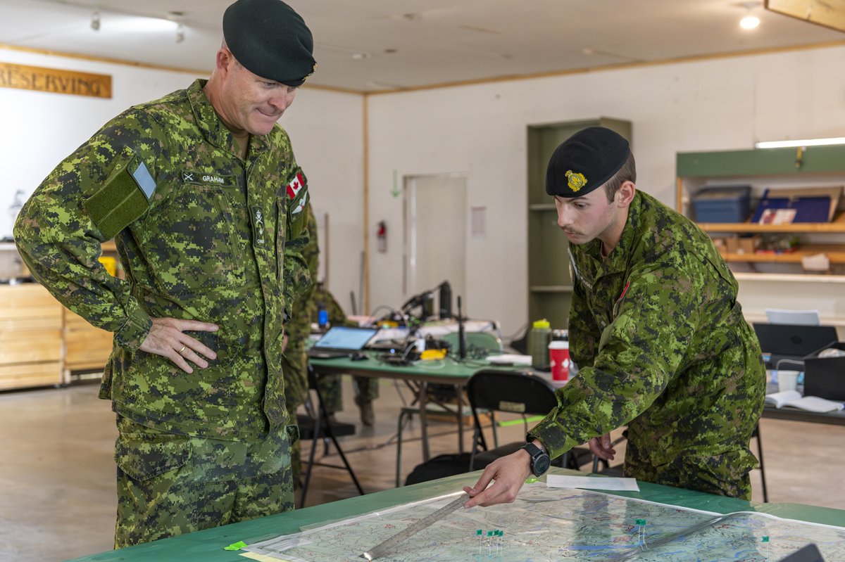 3CdnDiv3DivCA's tweet photo. Les membres continuent d'aider le BC Wildfire Service à lutter contre les incendies dans la région. #4GPRC #38GBC #39GBC #41GBC https://t.co/ljuBWSzuHD