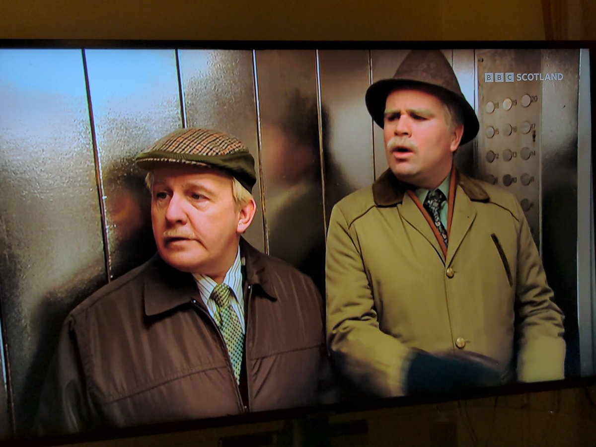 Laura Davies tweet media