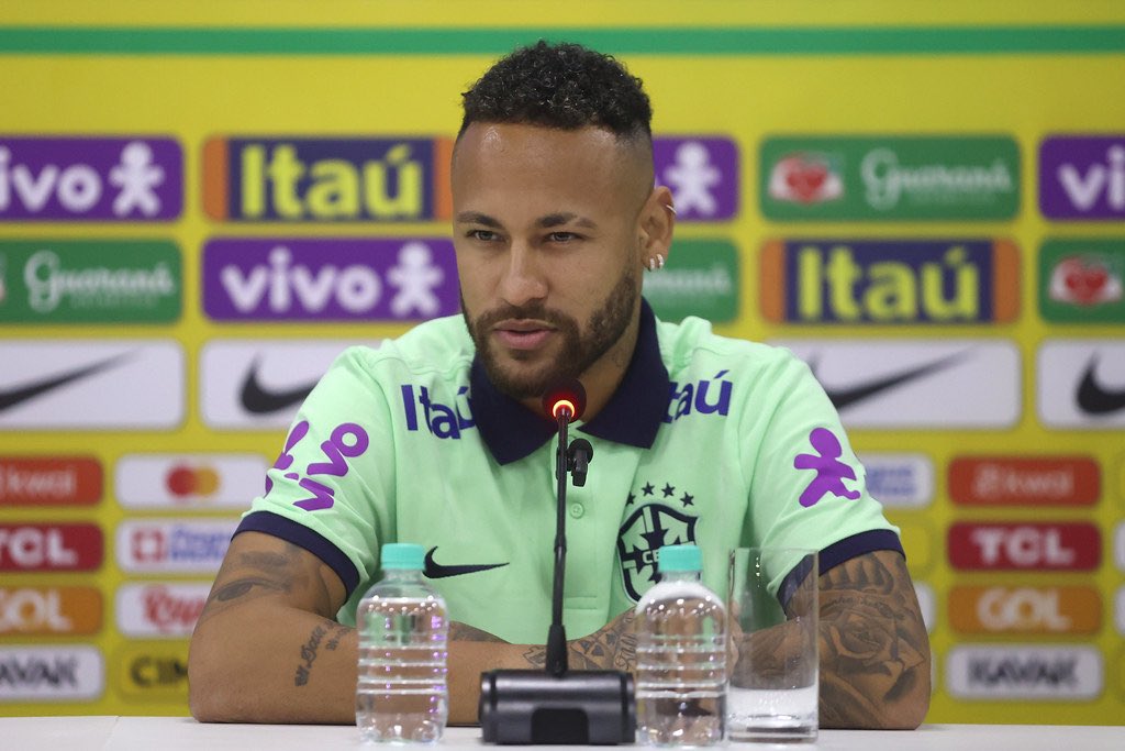 ShuffleFC's tweet photo. 🚨

NEYMAR:

“The Saudi league is better than the French league.” https://t.co/emnpUY58bw