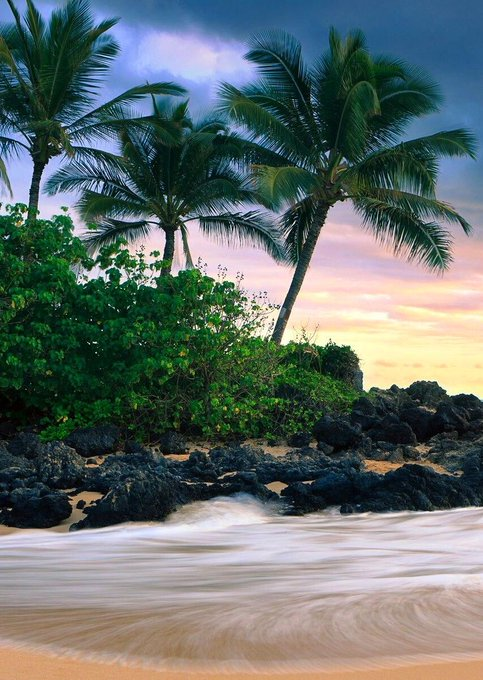 LenaBeasle's tweet photo. Beautiful Hawaii https://t.co/Ax1v90DQ0w