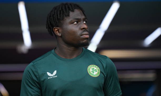 IrishPropaganda's tweet photo. 🇮🇪| Festy Ebosele on for his Ireland debut
Congratulations Festy, well deserved
💚 https://t.co/6NFmJwJ8JQ