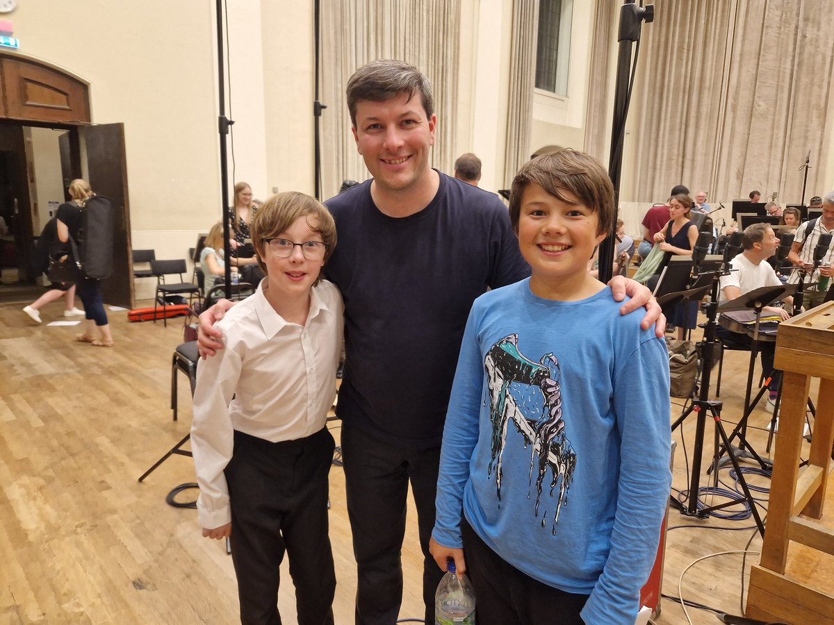 TrinityBoysChoi's tweet photo. Fantastic recording session at #HenryWoodHall with @LPOrchestra and #ChristianKarlsen Well done to our soloists Oliver and Arlo for great work #Ustvolskaya #Symphony1 https://t.co/gSE6h7mmkR