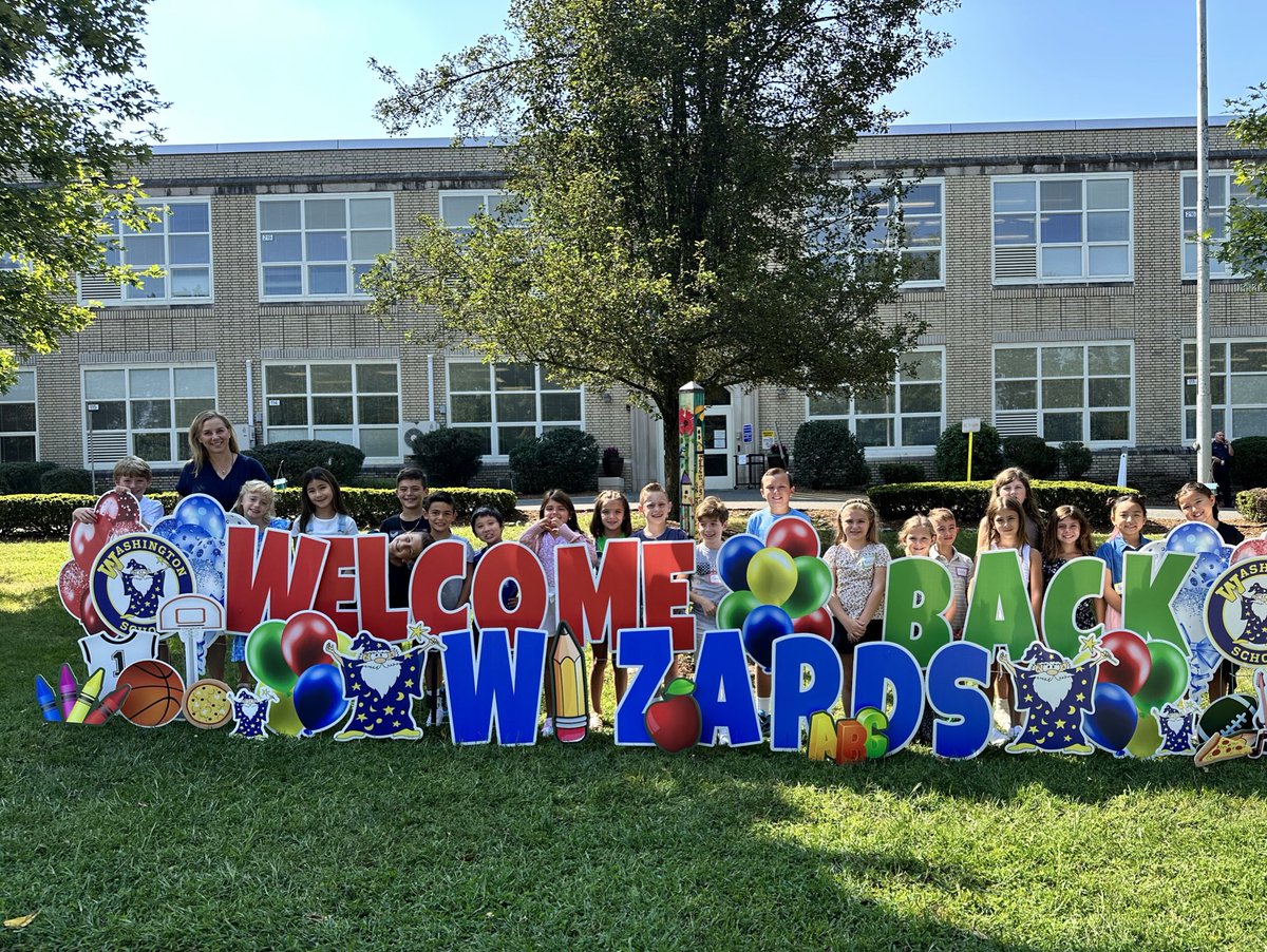 Mrs. D Washington School tweet media