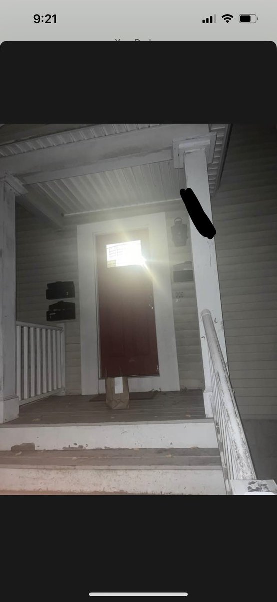 micaelajgrimes's tweet photo. another ominous food delivery confirmation photo… https://t.co/mLAbNrv4fd