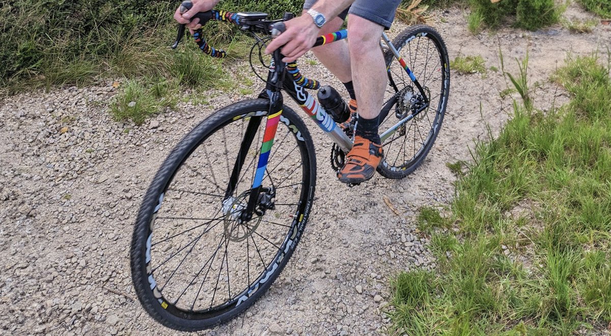 cycle_fans's tweet image. The Top 5 Affordable Gravel Bikes at Merlin Cycles 2023🚲
-
cyclefans.com/blog/the-top-5…
-
Join CycleFans Today 👉 cyclefans.com/login
-
-
#gravelbike #merlincycles #cycling #cyclinglife #bicycle #cyclefans #bicycles #bicyclelove #Biking #cyclingtips #bikelane