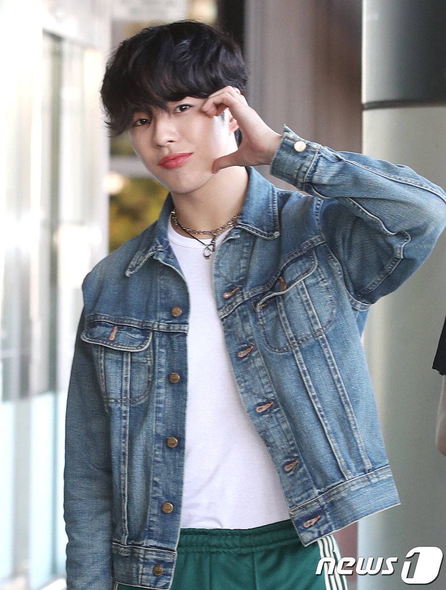 lovelyjaehyuk_'s tweet photo. #윤재혁 🩵
🔗 https://t.co/VMfe7v6x3P
🔗 https://t.co/4DQE0LtGgf
🔗 https://t.co/W0ONKWxrYG https://t.co/ctDyCYeoWc